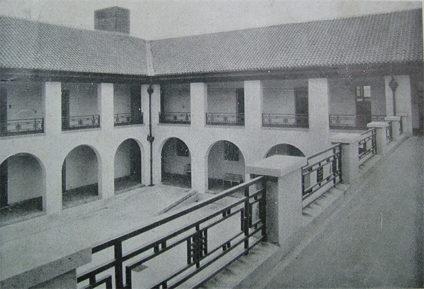 原动物尝试楼内景（1930年代）.jpg