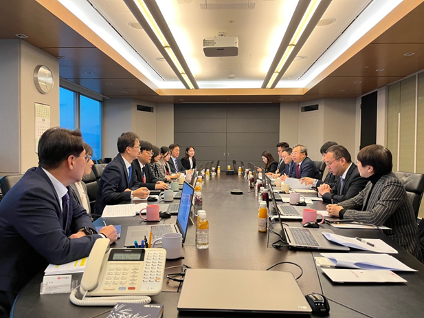 2023年12月19日至21日，，刘敬桢一行与韩美药品社长林珠贤、、、CEO朴宰贤等进行座谈互换.jpg