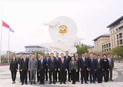 2024年2月26日，，星际娱乐官网与澳门大学签署战术合作和谈并就进一步深入合作进行座谈。！！！